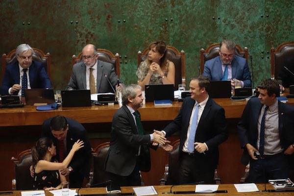 Congreso despacha Ley Antibarricadas y Antisaqueos: “Esta ley va a contribuir en avanzar en la paz social y el orden público”